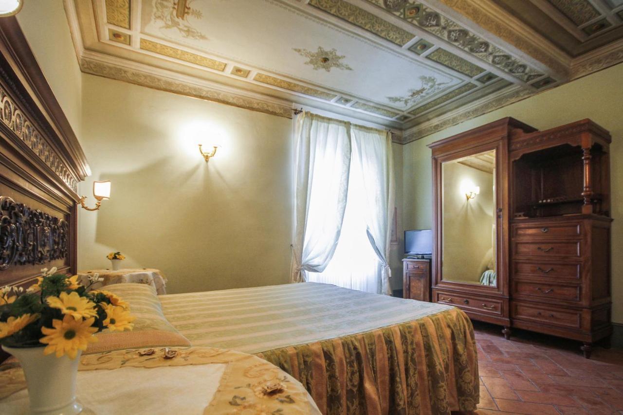Antica Residenza Cicogna Bed & Breakfast Сиена Екстериор снимка
