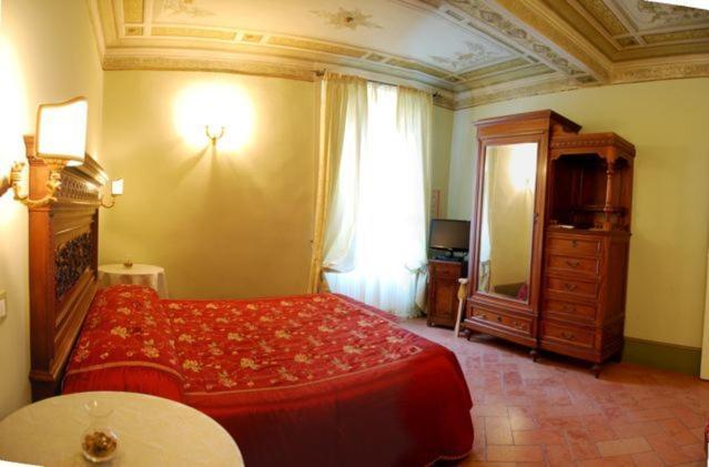 Antica Residenza Cicogna Bed & Breakfast Сиена Екстериор снимка
